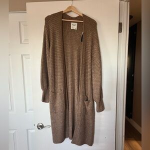 ABERCROMBIE BRAND NEW CARDIGAN! CAMEL COLOR, SUPER SOFT. (No Wool). NWT!
